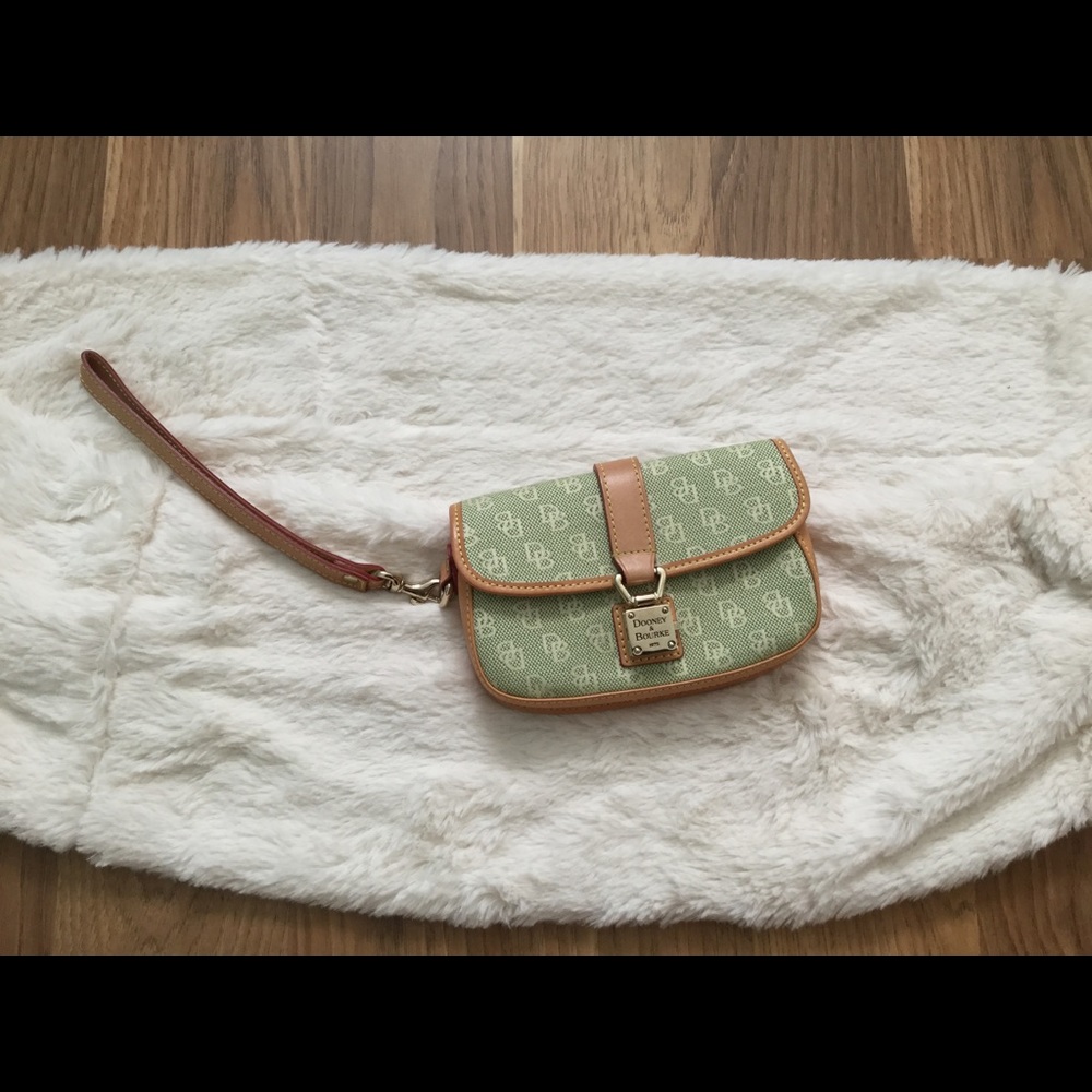 Dooney & Bourke Wristlet